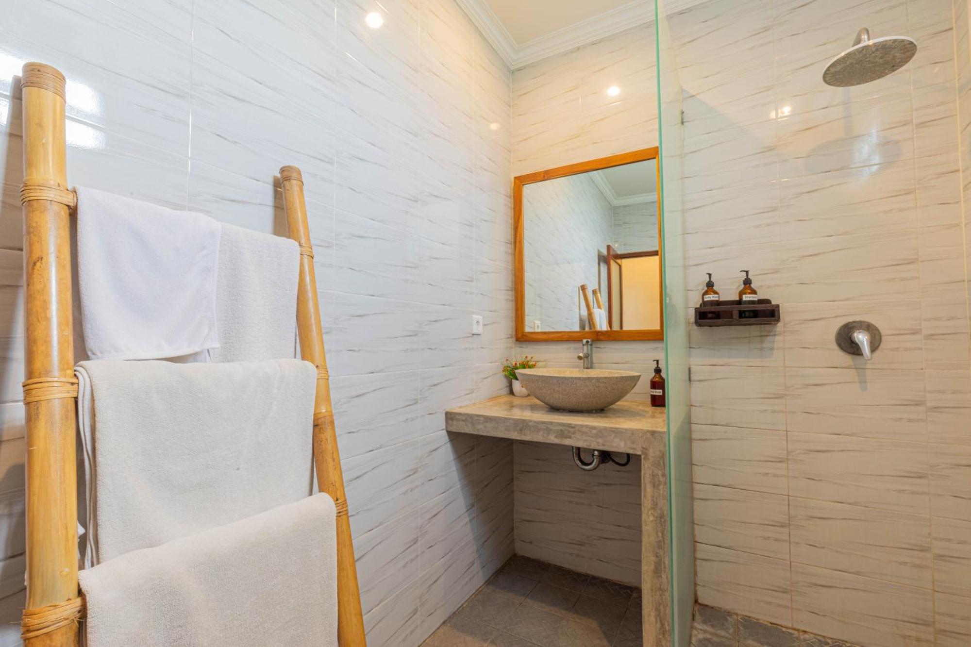 Frangipani House And Spa By Ecommerceloka チャングー エクステリア 写真